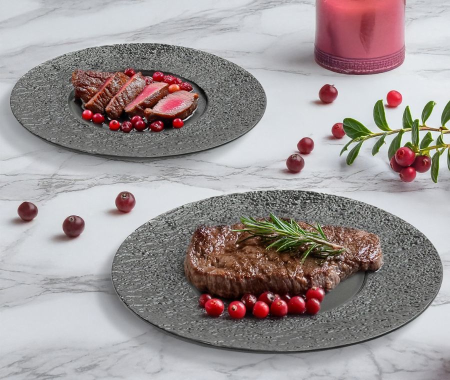 Set of LAVA dinner plates (black, 2 pcs)