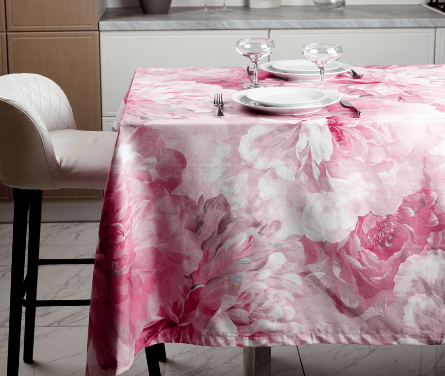 Kamilla Tablecloth