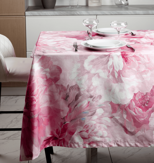 Kamilla Tablecloth