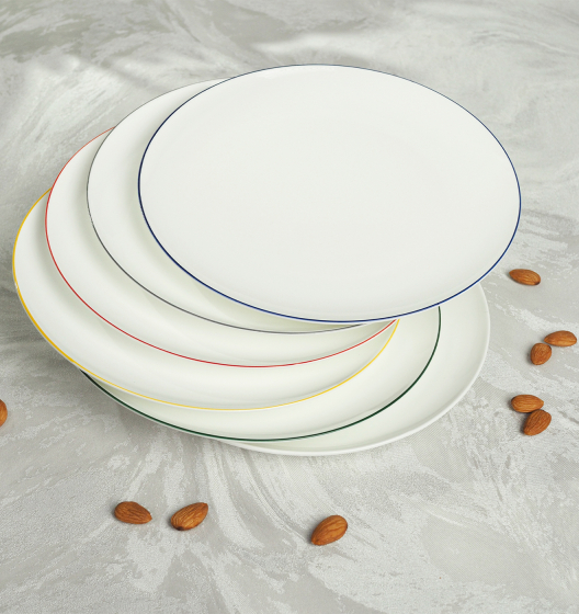 Set of SYMBOL dinner plates (mixed colors)