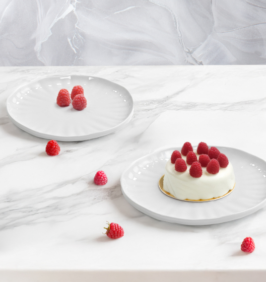 Set of dessert plates LOTUS (white, 6 pcs)