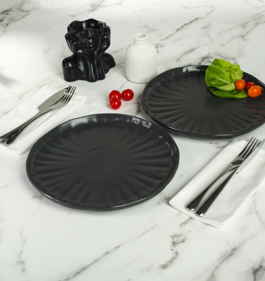 LOTUS dinner plate set (black)