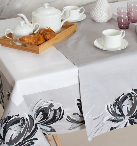 Venera Tablecloth